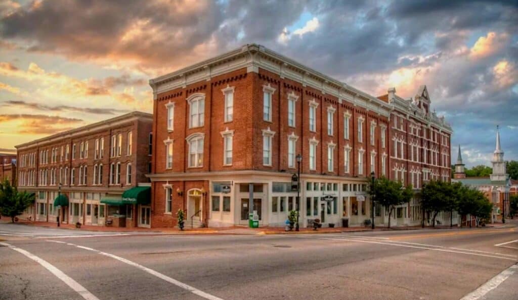 General Morgan Inn & Conference Center