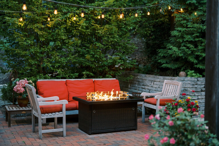 Reduced Size Scout Guide Fire Table Sofa Seating Vol. 8 768x512