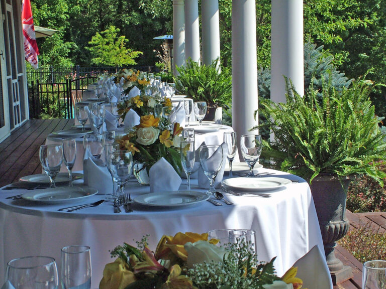 Summer Porch Wedding Tables 2 768x576